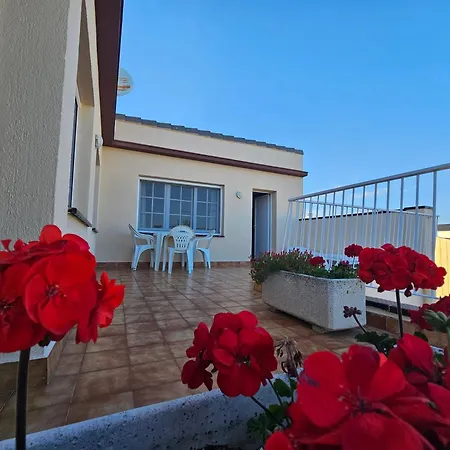 Blue Spot Гостевой дом Мальграт-де-Мар