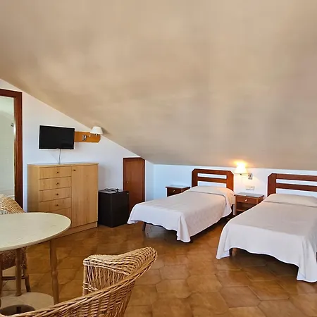 Blue Spot ゲストハウス 3*